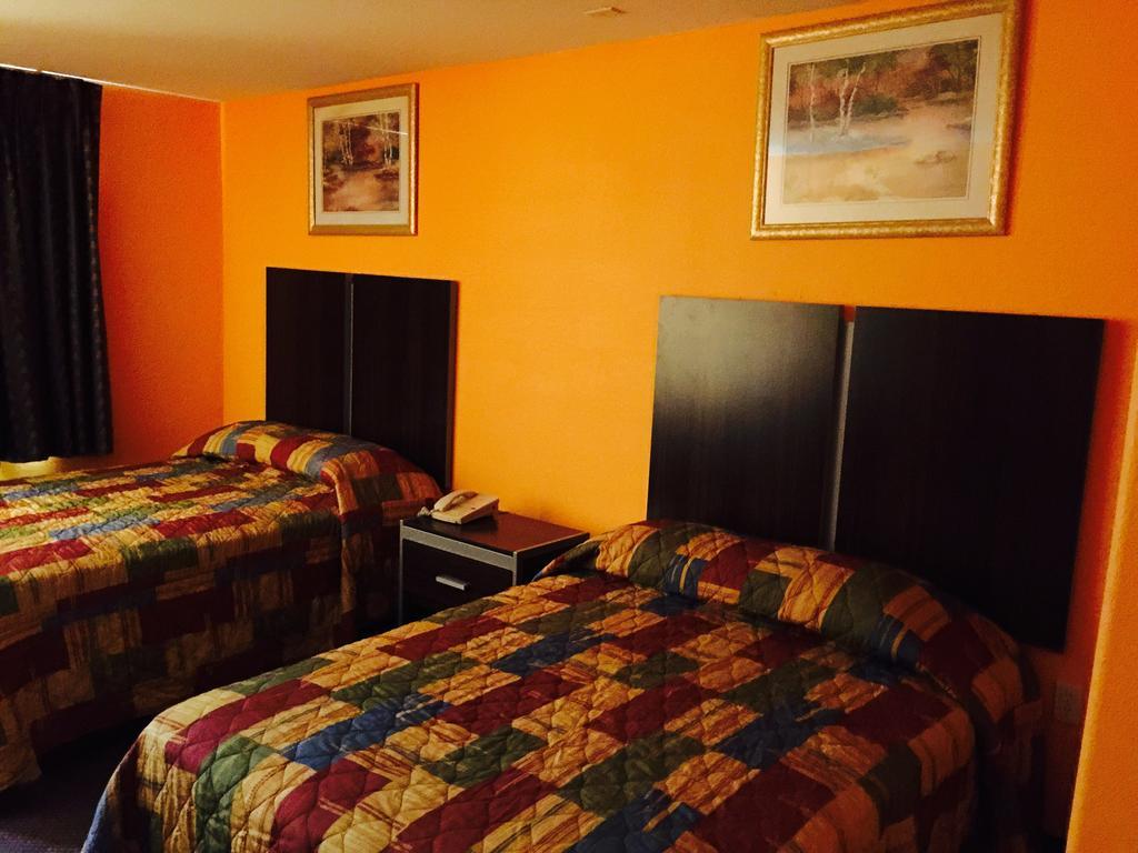 هيوستن Scottish Inn & Suites Hobby Airport المظهر الخارجي الصورة
