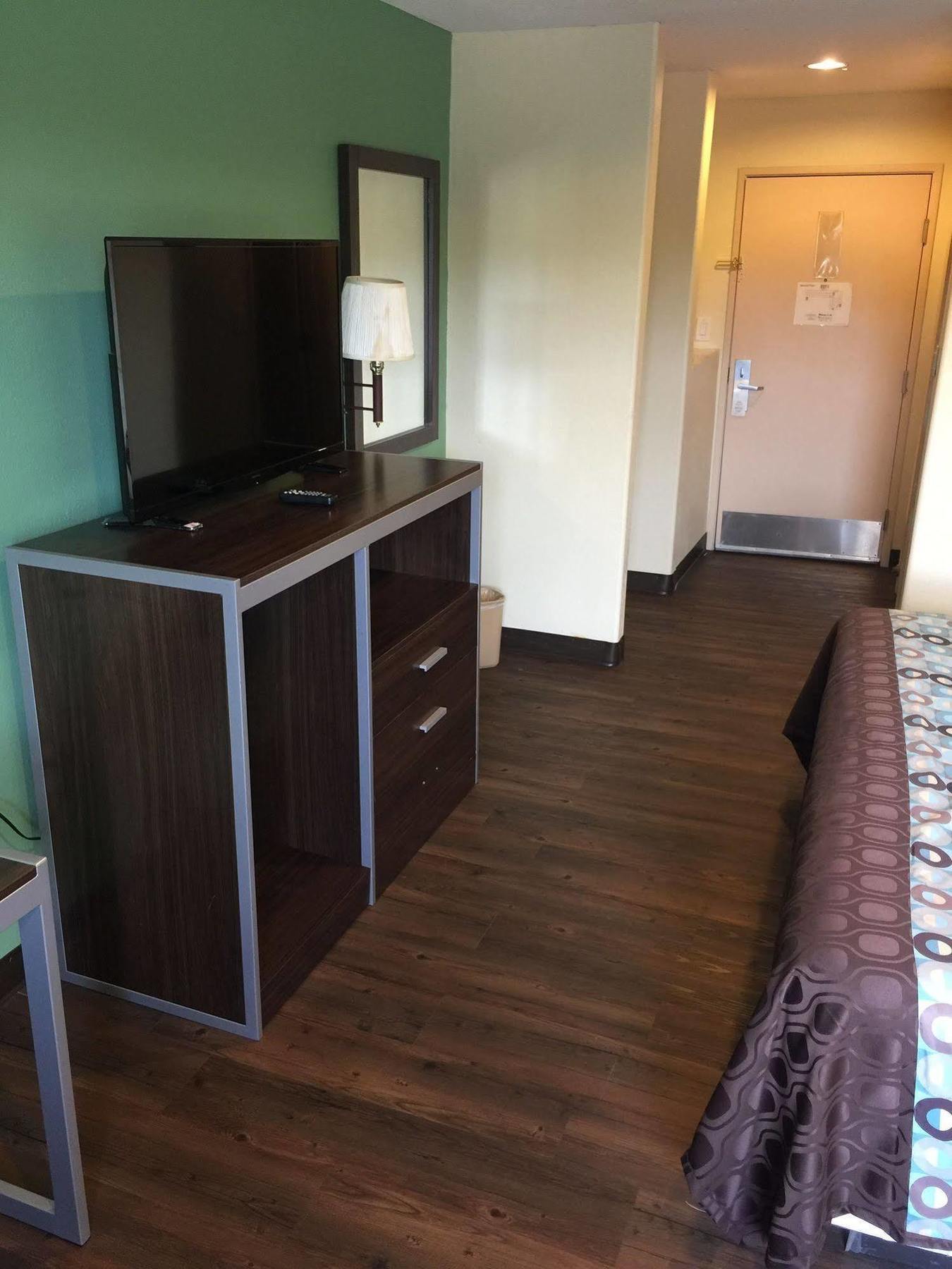 هيوستن Scottish Inn & Suites Hobby Airport المظهر الخارجي الصورة