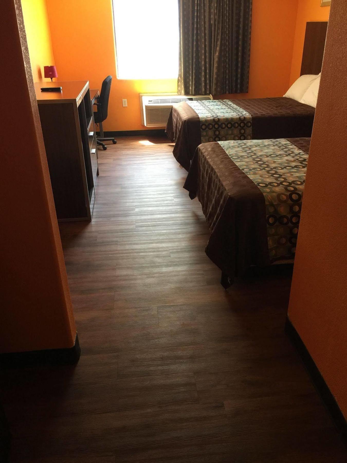 هيوستن Scottish Inn & Suites Hobby Airport المظهر الخارجي الصورة